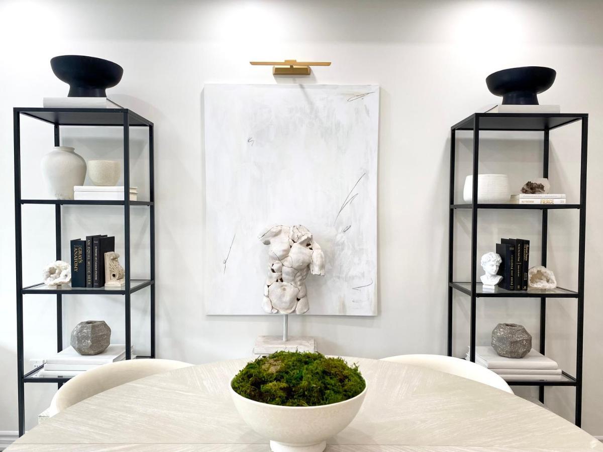 Modern And Bright Luxury Centrally Located In Toronto's Gta * Toronto