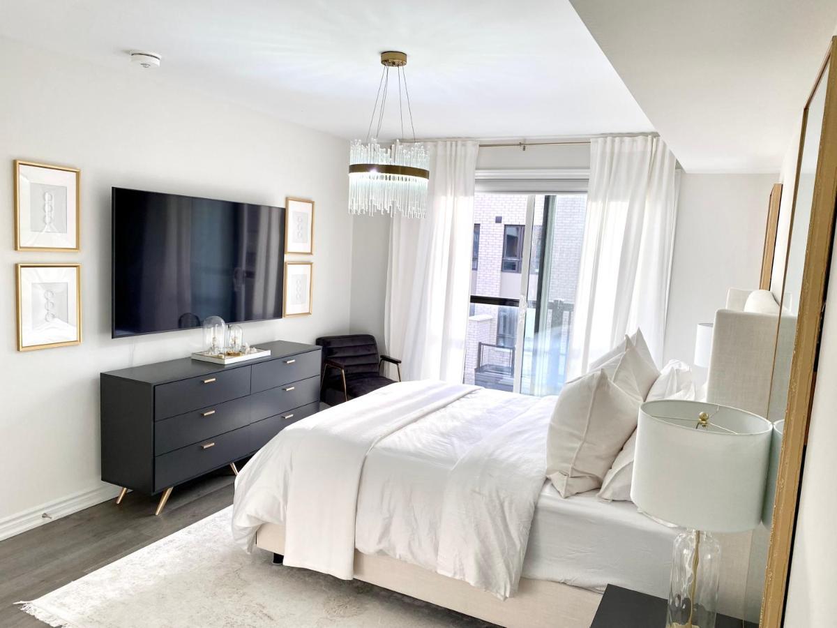 Modern And Bright Luxury Centrally Located In Toronto's Gta * Toronto